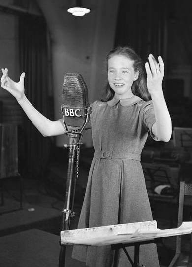 During the 50s, Julie Andrews was a regular guest on Educating Archie.