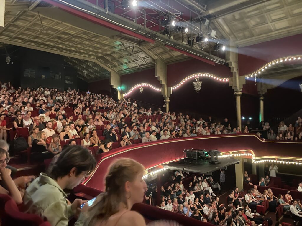 Salle comble au Casino de Paris pour Les Trophées de la Comédie Musicale 2023.